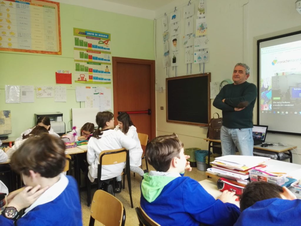 intervista_scuola_appignano_osvaldo_messi_poeta-13-1024x768