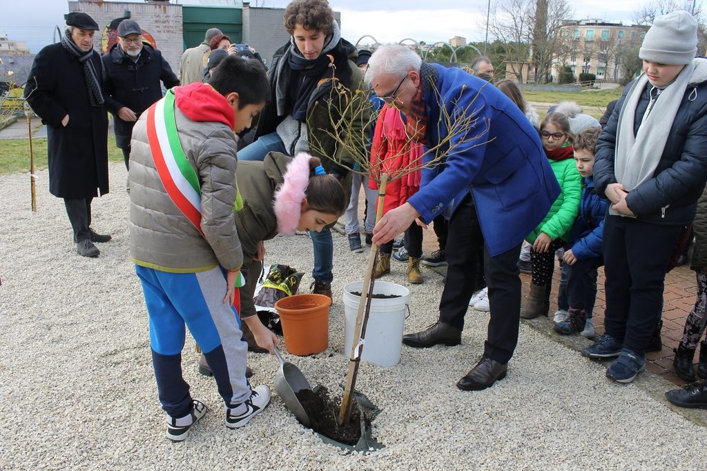 roseto_bambini_ebrei-3-1024x683