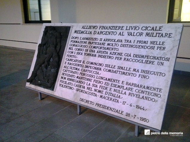 Pietre-delle-memoria-la-lapide-per-Livio-Cicalè