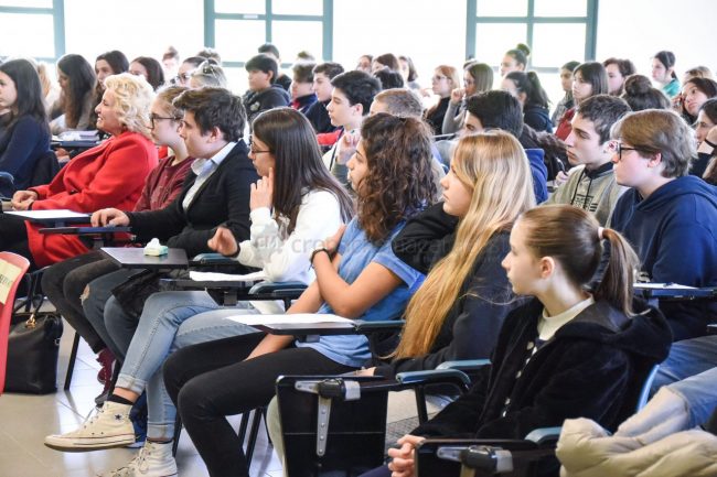 incontro-con-sottani-scuola-don-bosco-civitanova-FDM-2-650x433