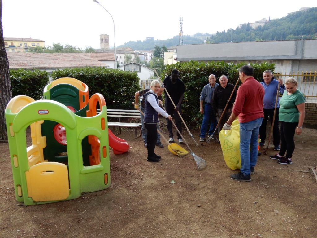 Pulizia-giardino-Gentili