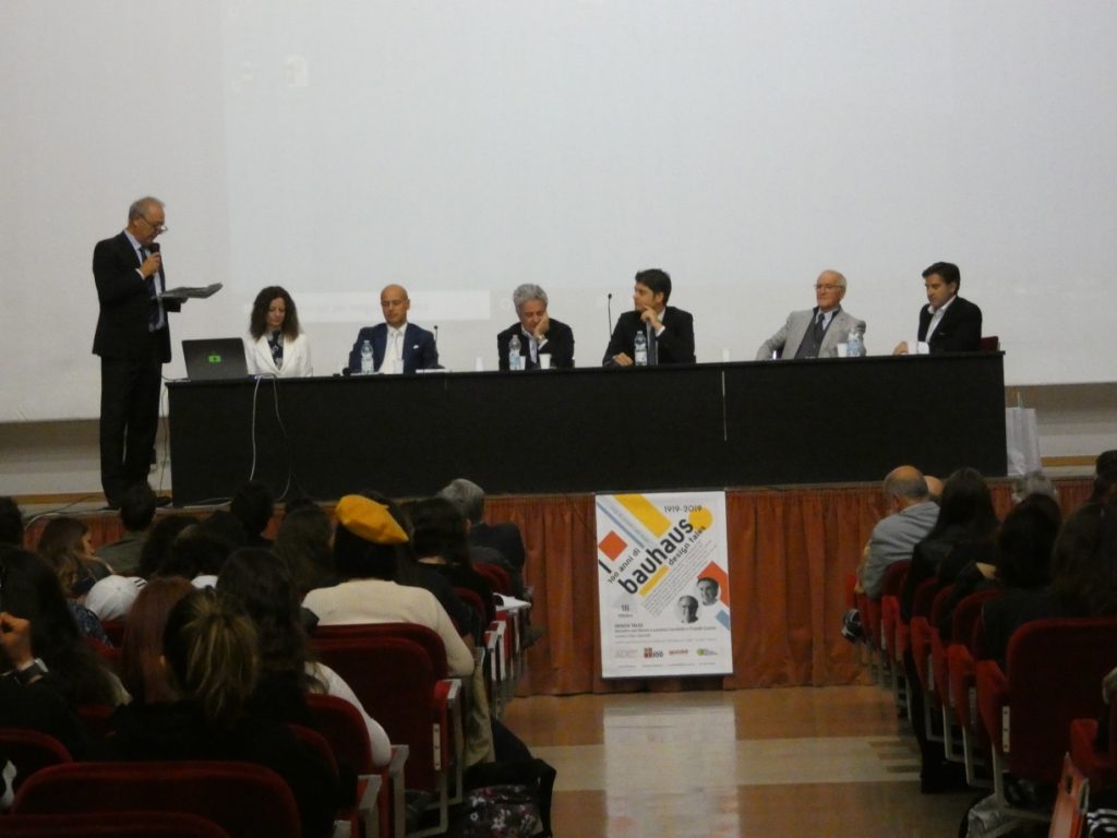 conferenza_liceo_artistico-2-1024x768