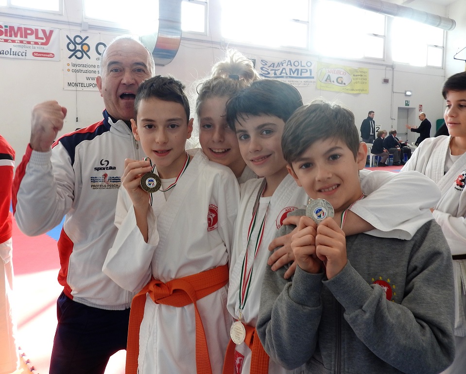 karate-medaglie-civitanova-1