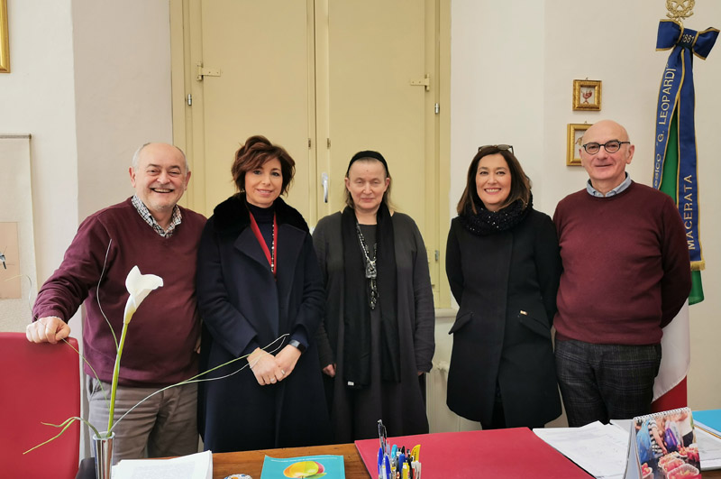 docente-myriam-morvan-dalla-francia-al-liceo-leopardi-macerata-4