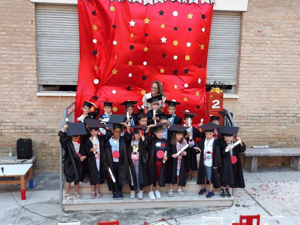 consegna-diplomi-scuola-san-giuseppe-macerata-2-1024x768