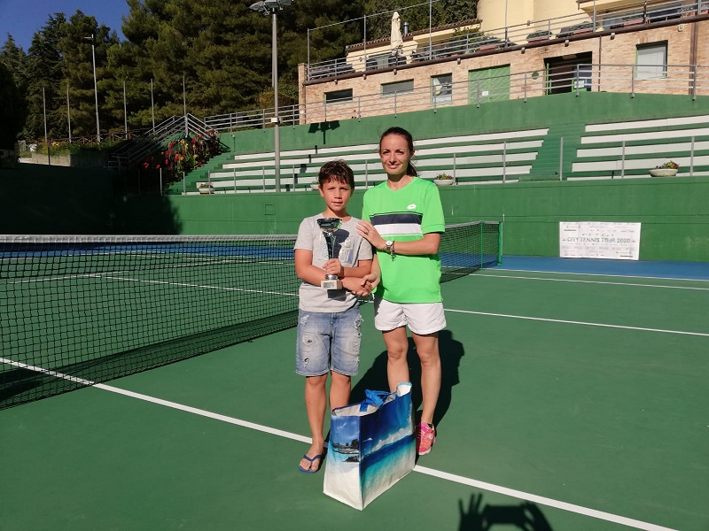 young-tennis-recanati-10