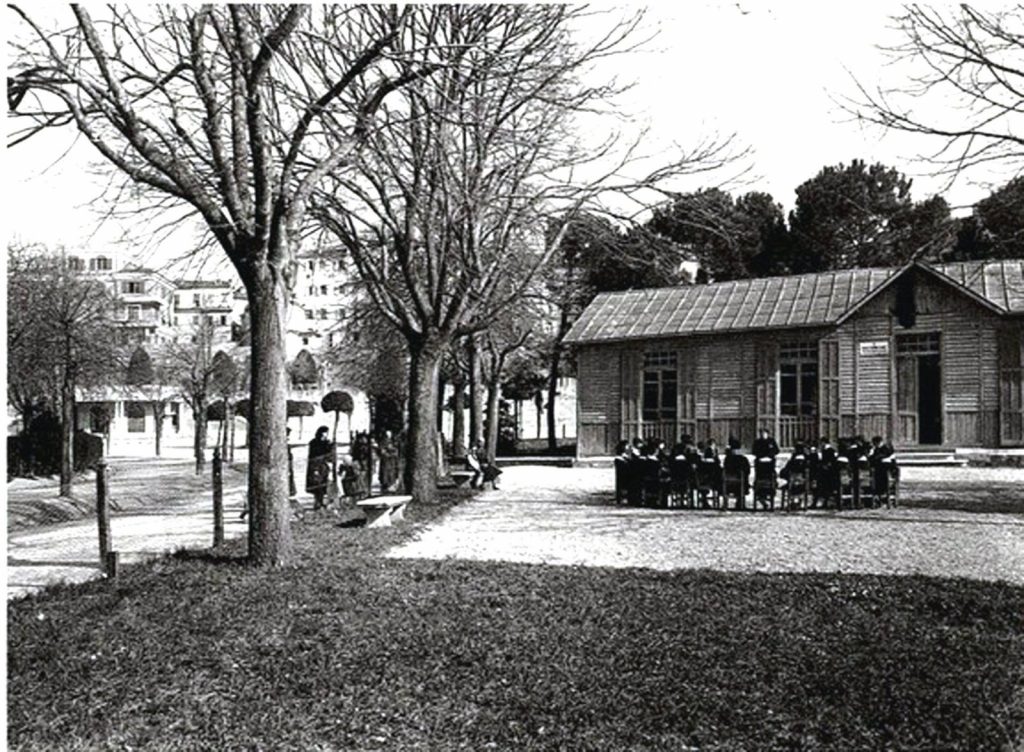 scuola_aperto_diario_classe_maestra_macerata-1-1024x752