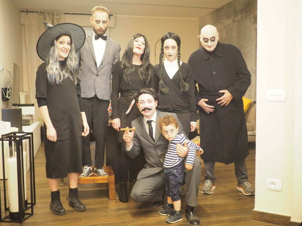 FAMIGLIA_ADDAMS_MONTECOSARO_CONTEST