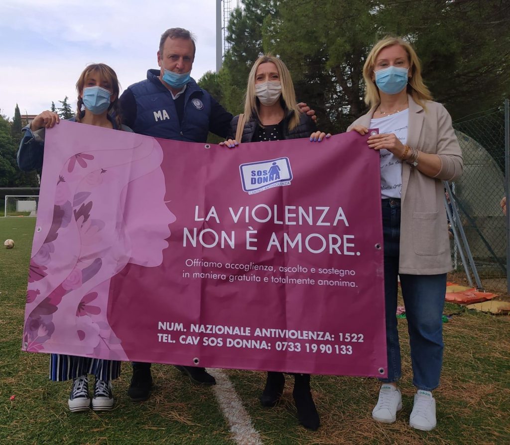 yfit-amichevole-contro-violenza-sulle-donne-3-1024x892