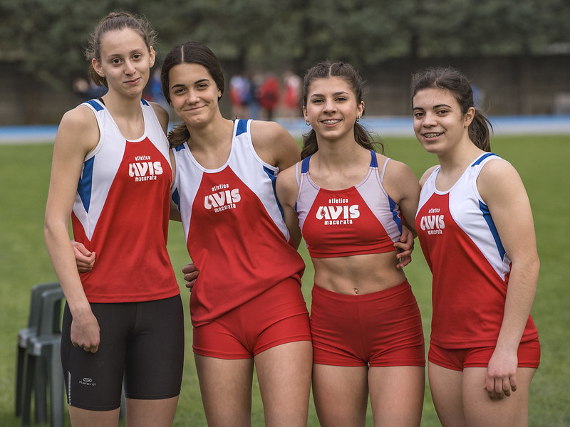 La-staffetta-Cadette-componente-la-squadra-Campionessa-Regionale-con-Sonia-Gattari-Sofia-Gentilucci-Anna-Mengarelli-e-Giulia-Olimpi