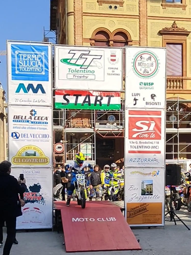 fabio-santecchia-piazza-liberta-2022