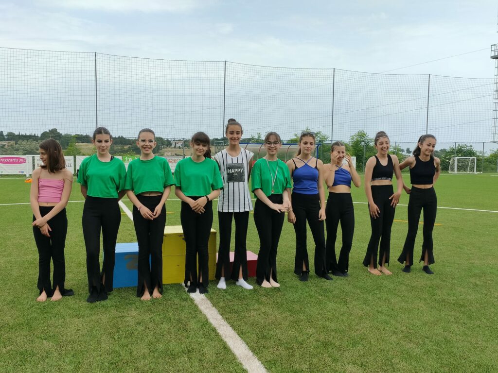 Le-ragazze-del-centro-sportivo-scolastico