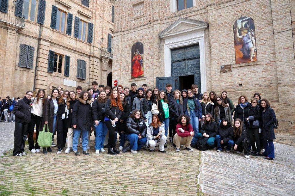 Liceo-classico-Leopardi-recanati-e-Mamiani-2-1024x680