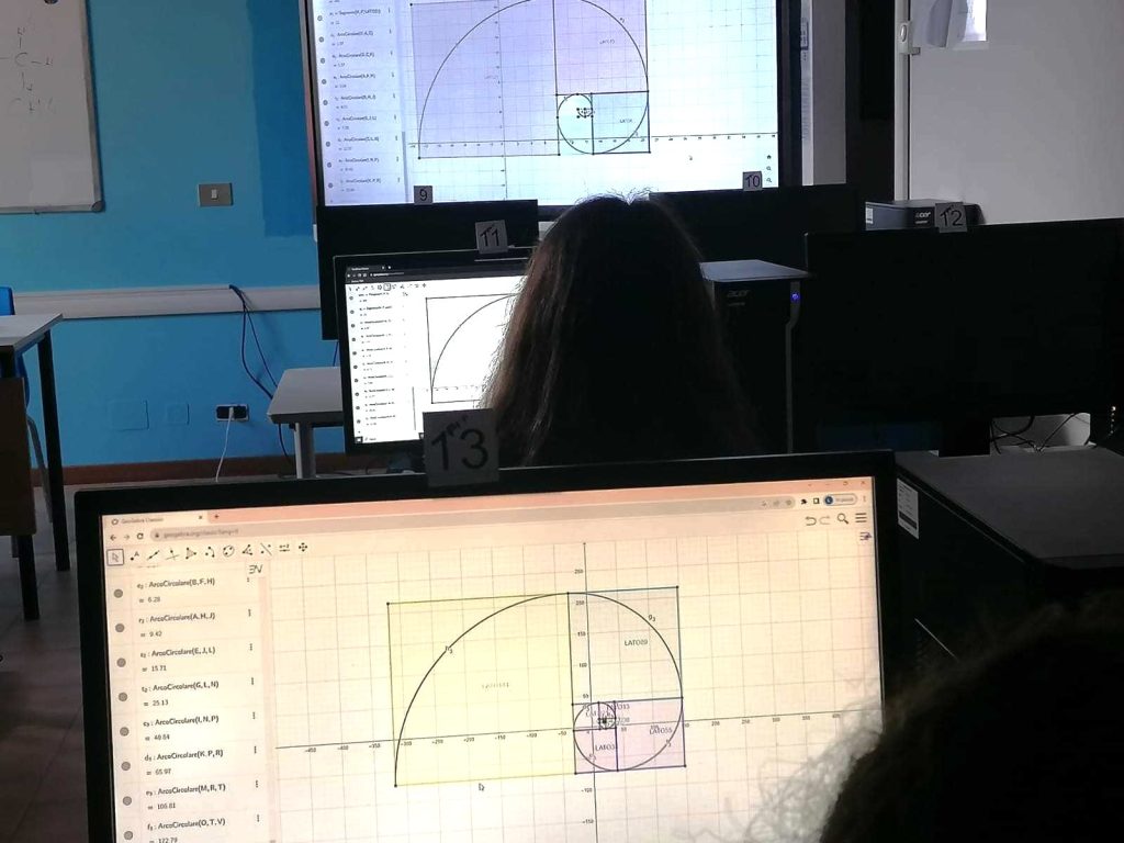 4_Maths-lab-1024x768