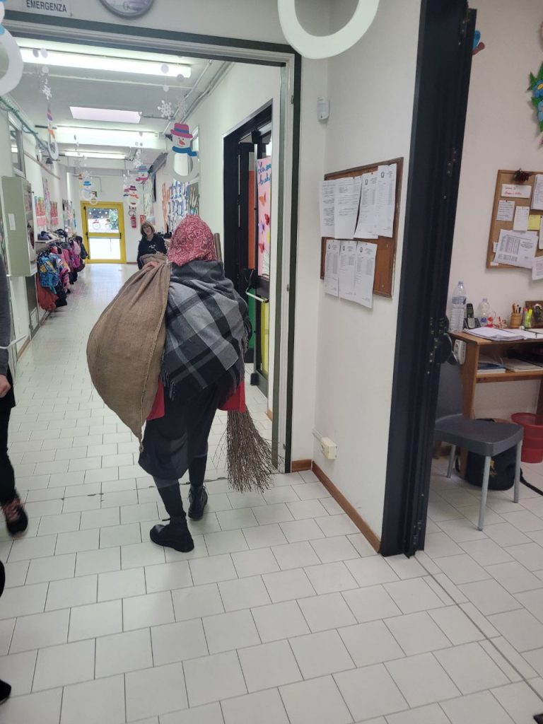 befana_scuola-2-768x1024