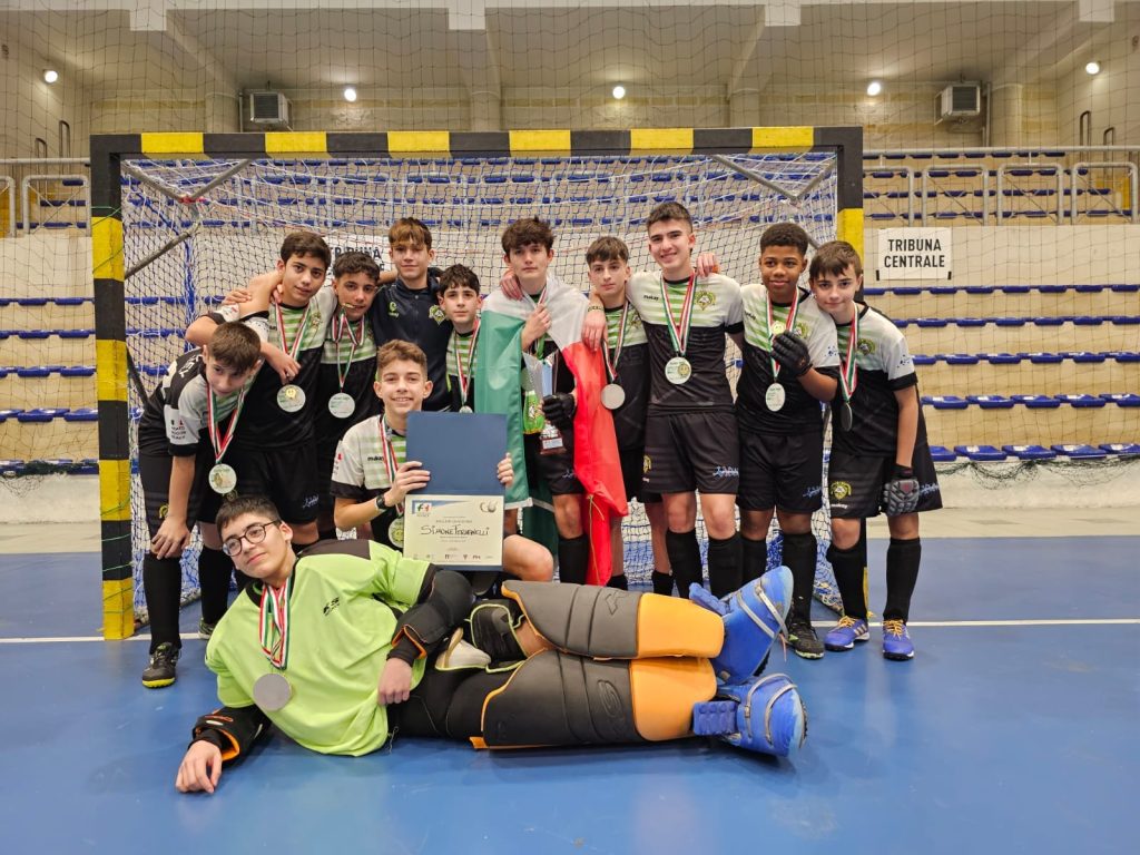 hockey-potenza-picena-campioni-ditalia-under-14-maschile-indoor-2-1024x768