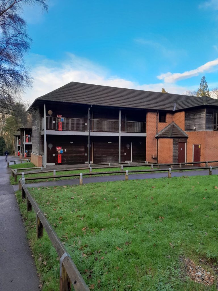 Lodges-del-Campus-a-Marchants-Hill