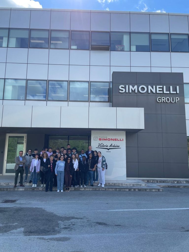 foto-simonelli-1-768x1024