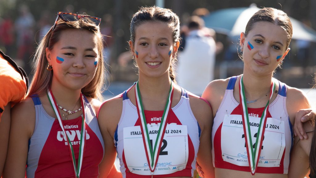 4x100-F.-Aydana-Sharipbekova-Mariachiara-Cacciolari-Beatrice-Cippitelli-1024x576