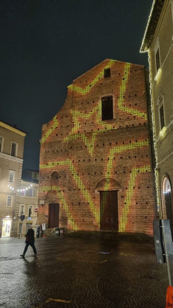 video_mapping-7-576x1024